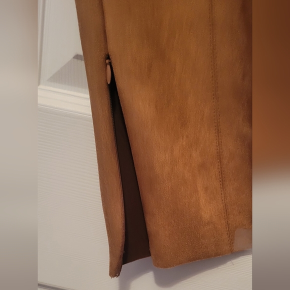 Pants - Picture 2 of 3